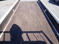 日野レンジャー平ボディ中型（4t）[写真09]