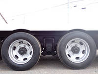 UDトラックスコンドルセーフティクレーン3段増トン（6t・8t）[写真16]