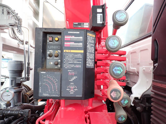 UDトラックスコンドルセーフティクレーン3段増トン（6t・8t）[写真25]