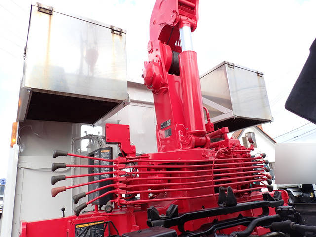 UDトラックスコンドルセーフティクレーン3段増トン（6t・8t）[写真26]