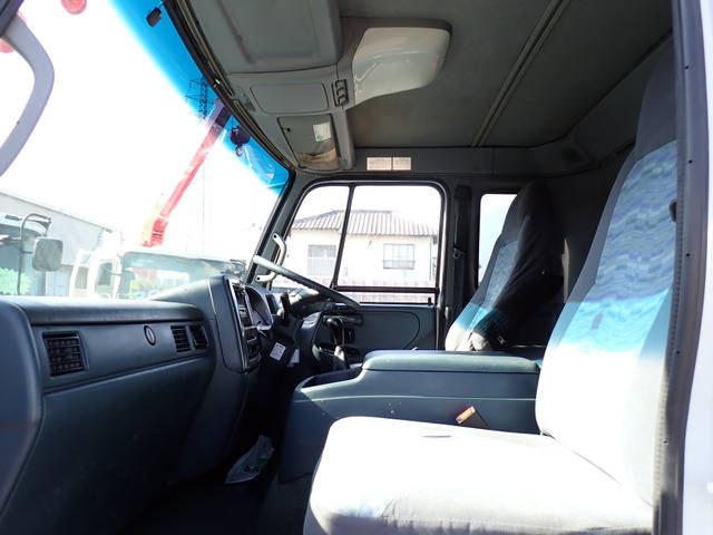 UDトラックスコンドルセーフティクレーン3段増トン（6t・8t）[写真30]