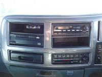 UDトラックスコンドルセーフティクレーン3段増トン（6t・8t）[写真34]