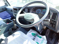 UDトラックスコンドルセーフティクレーン3段増トン（6t・8t）[写真37]