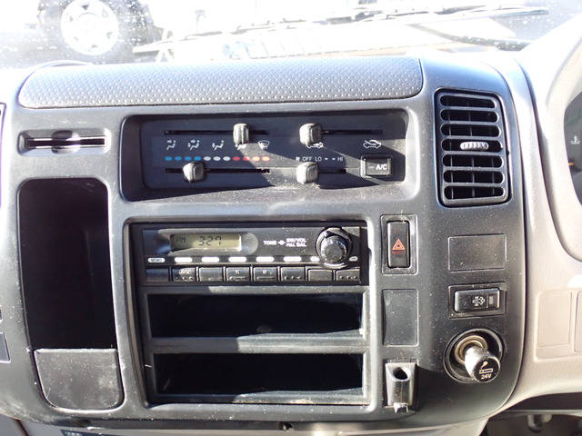 トヨタトヨエースセーフティローダー小型（2t・3t）[写真34]