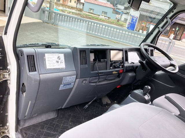 マツダタイタンアルミバン小型（2t・3t）[写真32]