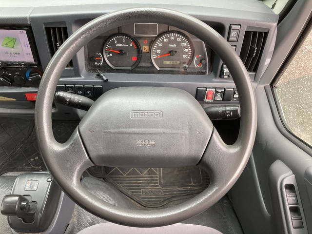 マツダタイタンアルミバン小型（2t・3t）[写真34]