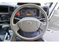 日産アトラス平ボディ小型（2t・3t）[写真23]