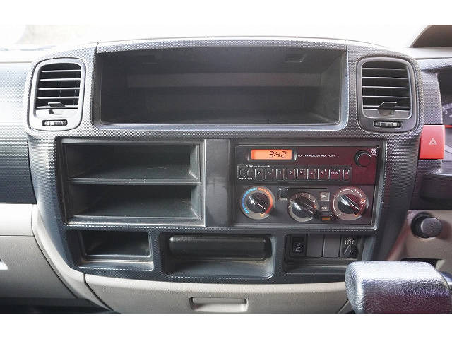 日産アトラス平ボディ小型（2t・3t）[写真26]