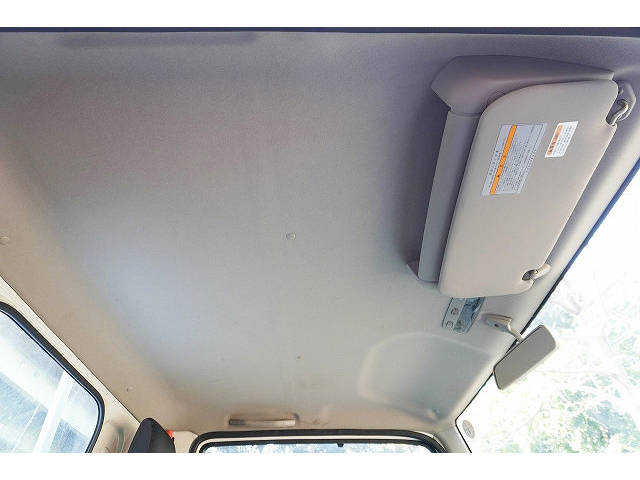 日産アトラス平ボディ小型（2t・3t）[写真29]