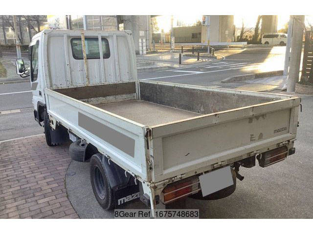 マツダタイタン平ボディ小型（2t・3t）[写真02]