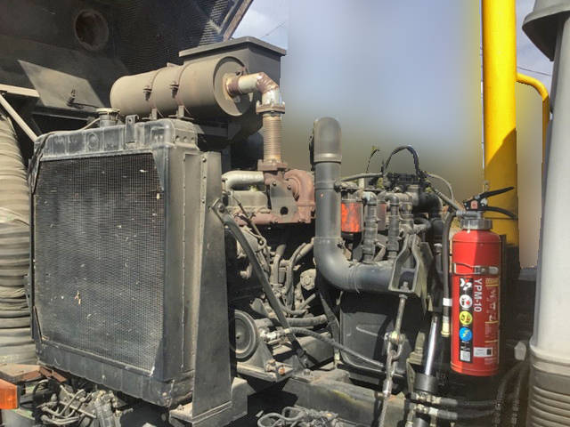 日野レンジャー道路作業車増トン（6t・8t）[写真14]