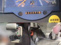 日野レンジャー道路作業車増トン（6t・8t）[写真31]