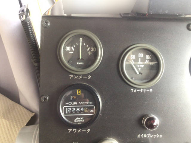 日野レンジャー道路作業車増トン（6t・8t）[写真36]