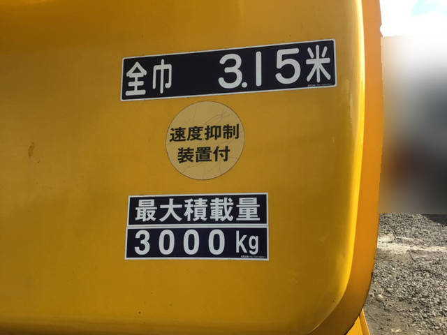 日野レンジャー道路作業車増トン（6t・8t）[写真08]