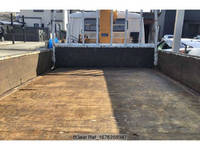 三菱ふそうキャンタークレーン3段小型（2t・3t）[写真07]