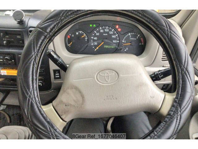 トヨタダイナ平ボディ小型（2t・3t）[写真23]