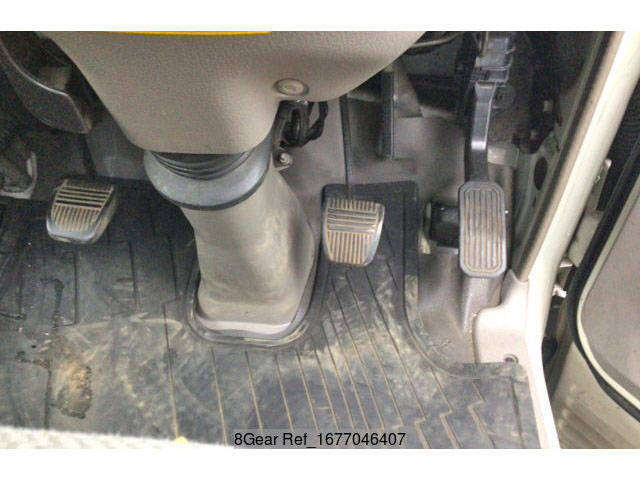 トヨタダイナ平ボディ小型（2t・3t）[写真25]