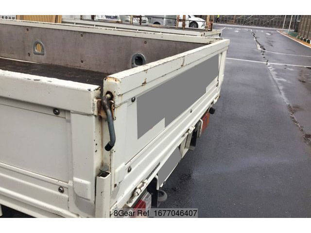 トヨタダイナ平ボディ小型（2t・3t）[写真03]