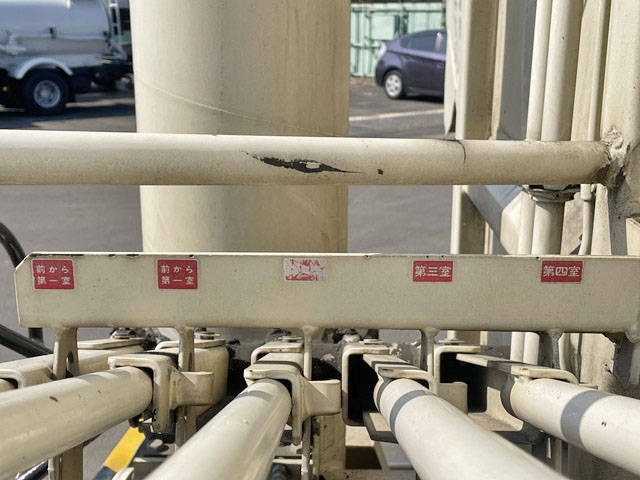 日野レンジャーバルク車（粉粒体運搬車）増トン（6t・8t）[写真12]