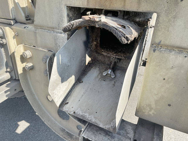 日野レンジャーバルク車（粉粒体運搬車）増トン（6t・8t）[写真13]