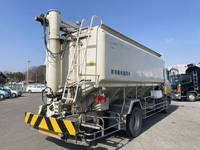 日野レンジャーバルク車（粉粒体運搬車）増トン（6t・8t）[写真02]