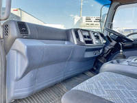 日野レンジャーバルク車（粉粒体運搬車）増トン（6t・8t）[写真32]