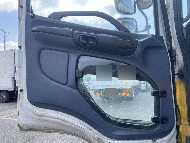 日野レンジャーバルク車（粉粒体運搬車）増トン（6t・8t）[写真26]