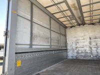 日野デュトロ幌ウイング小型（2t・3t）[写真13]