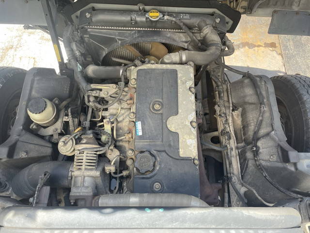 日野デュトロ幌ウイング小型（2t・3t）[写真24]