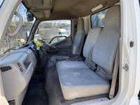 日野デュトロ幌ウイング小型（2t・3t）[写真27]