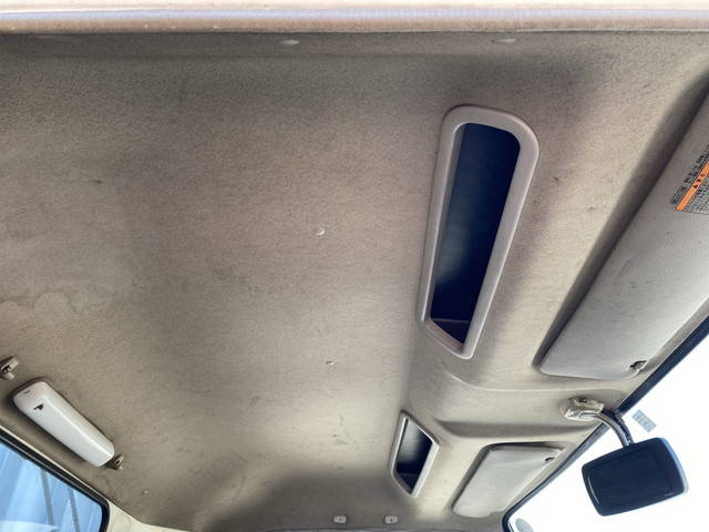 日野デュトロ幌ウイング小型（2t・3t）[写真32]