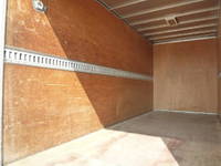 日野デュトロアルミバン小型（2t・3t）[写真20]