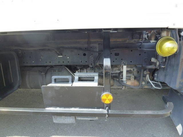 日野デュトロアルミバン小型（2t・3t）[写真30]