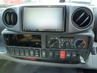 日野デュトロアルミバン小型（2t・3t）[写真06]