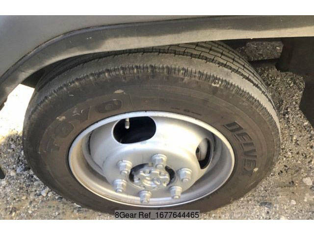 三菱ふそうキャンターガッツ平ボディ小型（2t・3t）[写真12]