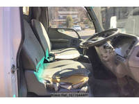 三菱ふそうキャンターガッツ平ボディ小型（2t・3t）[写真18]