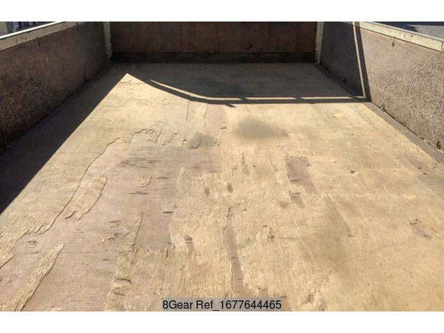 三菱ふそうキャンターガッツ平ボディ小型（2t・3t）[写真08]