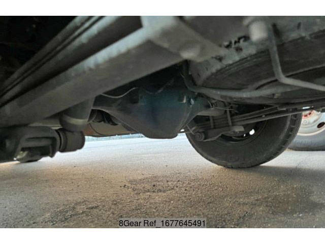 トヨタハイエースバン小型（2t・3t）[写真09]