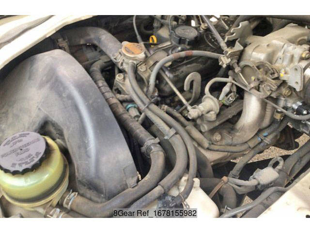 トヨタライトエース平ボディ小型（2t・3t）[写真13]