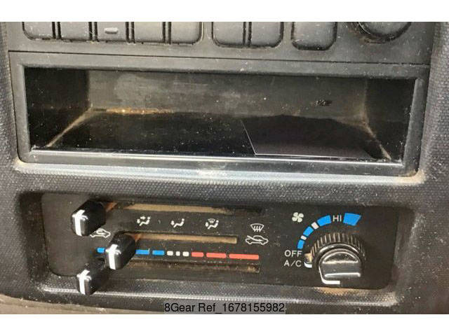 トヨタライトエース平ボディ小型（2t・3t）[写真20]