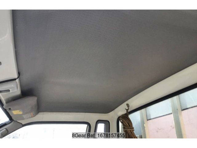 トヨタライトエース平ボディ小型（2t・3t）[写真18]