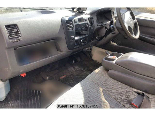 トヨタライトエース平ボディ小型（2t・3t）[写真24]