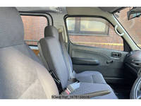 日産キャラバンバン小型（2t・3t）[写真09]