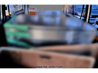 トヨタハイエースバン小型（2t・3t）[写真10]