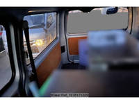 トヨタハイエースバン小型（2t・3t）[写真11]