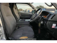 トヨタハイエースバン小型（2t・3t）[写真13]