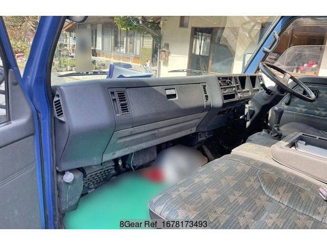 マツダタイタンクレーン3段小型（2t・3t）[写真29]