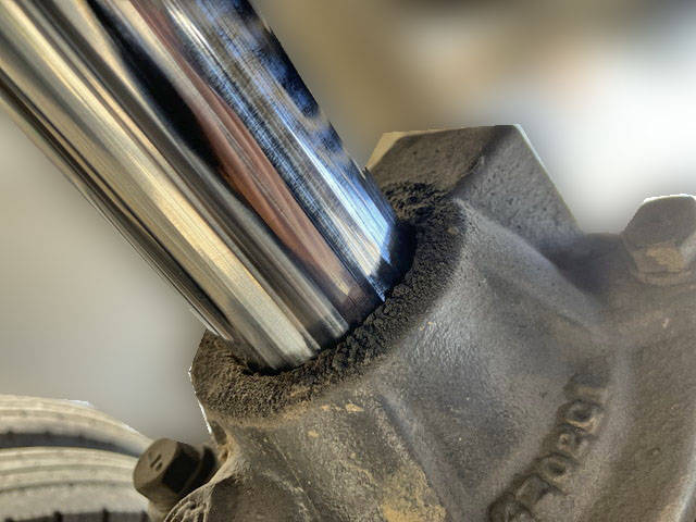 三菱ふそうキャンターダンプ小型（2t・3t）[写真13]