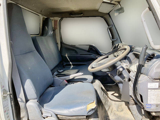 三菱ふそうキャンターダンプ小型（2t・3t）[写真25]