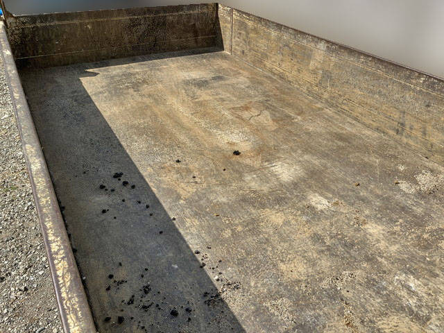 三菱ふそうキャンターダンプ小型（2t・3t）[写真09]